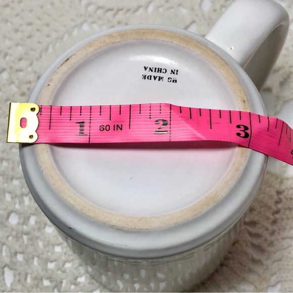 Vintage Walt Disney World Pirates Of The Caribbean Skull Crossbones Ceramic Mug - Picture 7 of 7